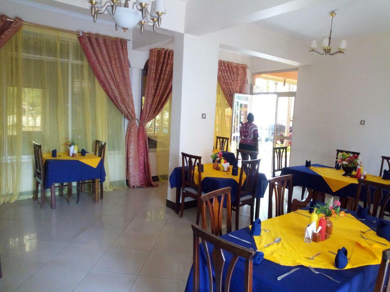 Snow View Hotel Boma la Ngombe Dış mekan fotoğraf